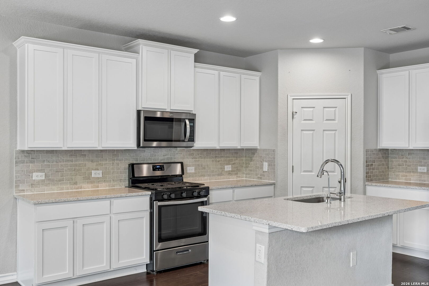 8624 Dove Pass San Antonio TX 78254
