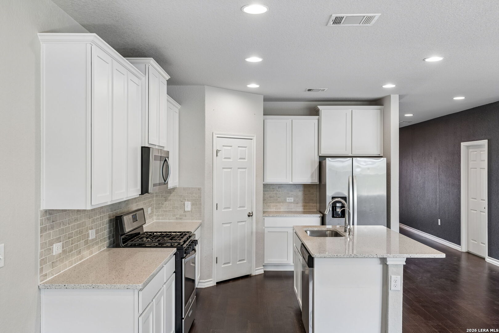8624 Dove Pass San Antonio TX 78254