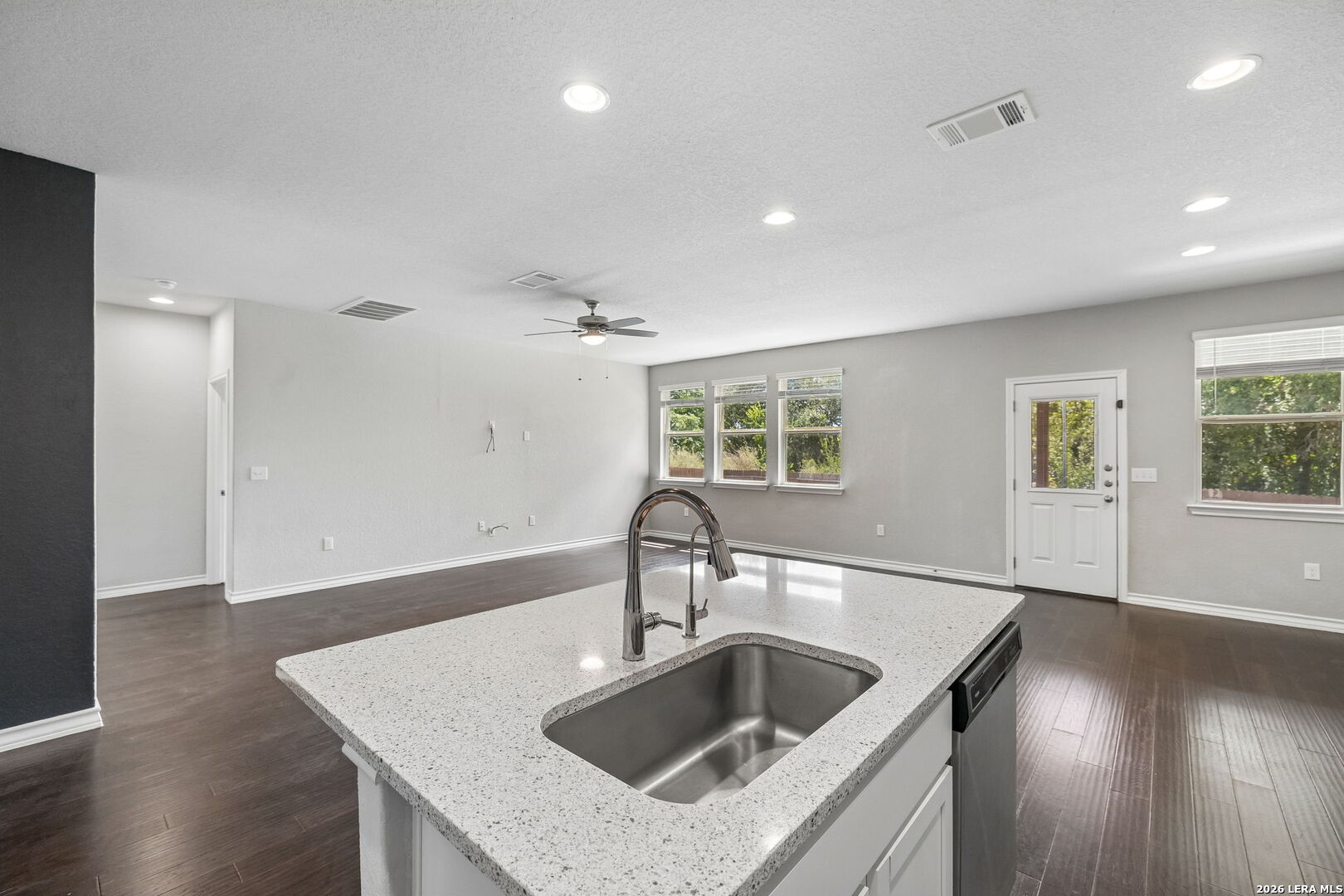 8624 Dove Pass San Antonio TX 78254