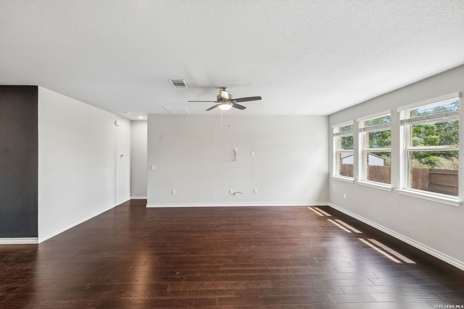 8624 Dove Pass San Antonio TX 78254