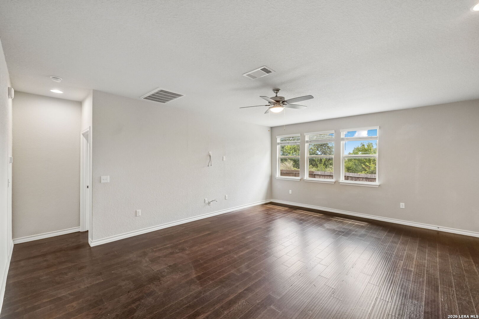 8624 Dove Pass San Antonio TX 78254
