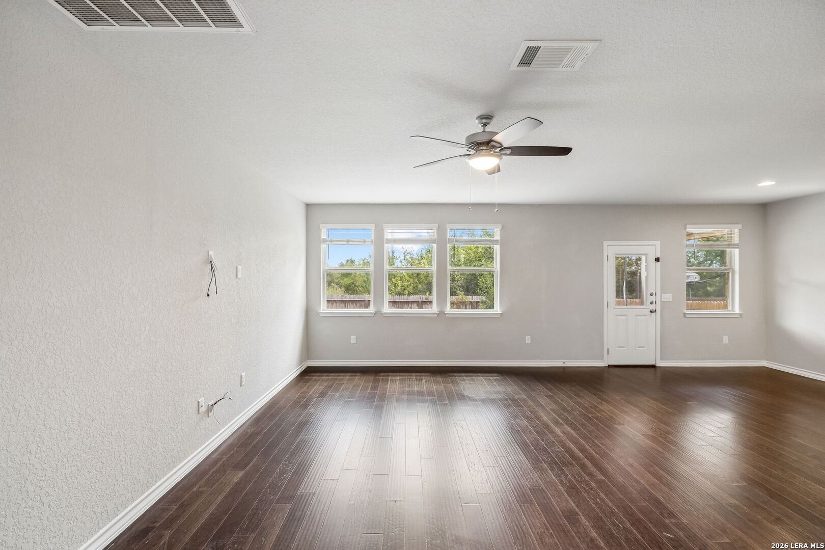 8624 Dove Pass San Antonio TX 78254