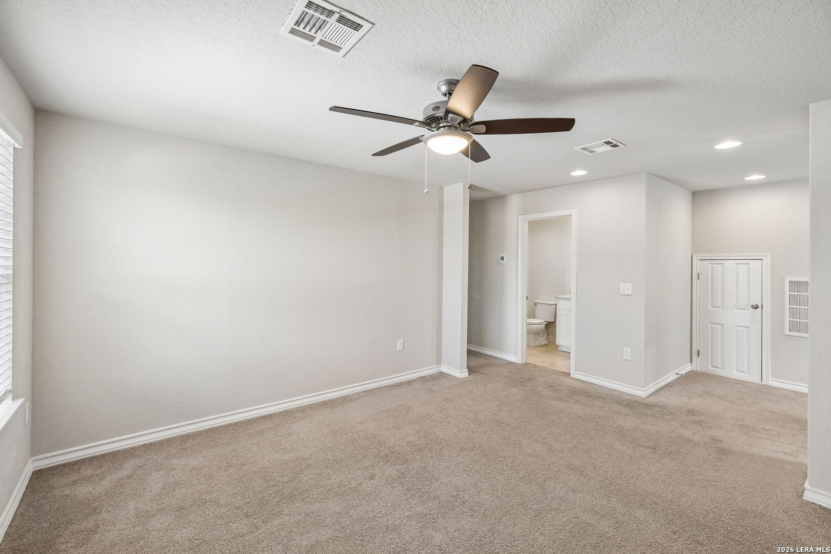 8624 Dove Pass San Antonio TX 78254
