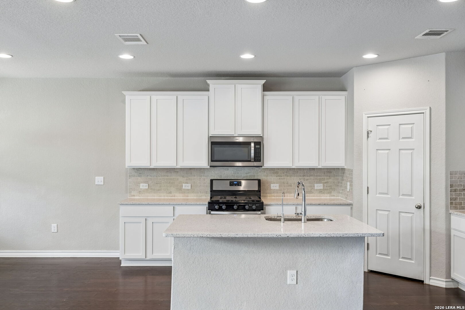 8624 Dove Pass San Antonio TX 78254