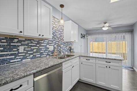 7407 Silent Path San Antonio TX 78250