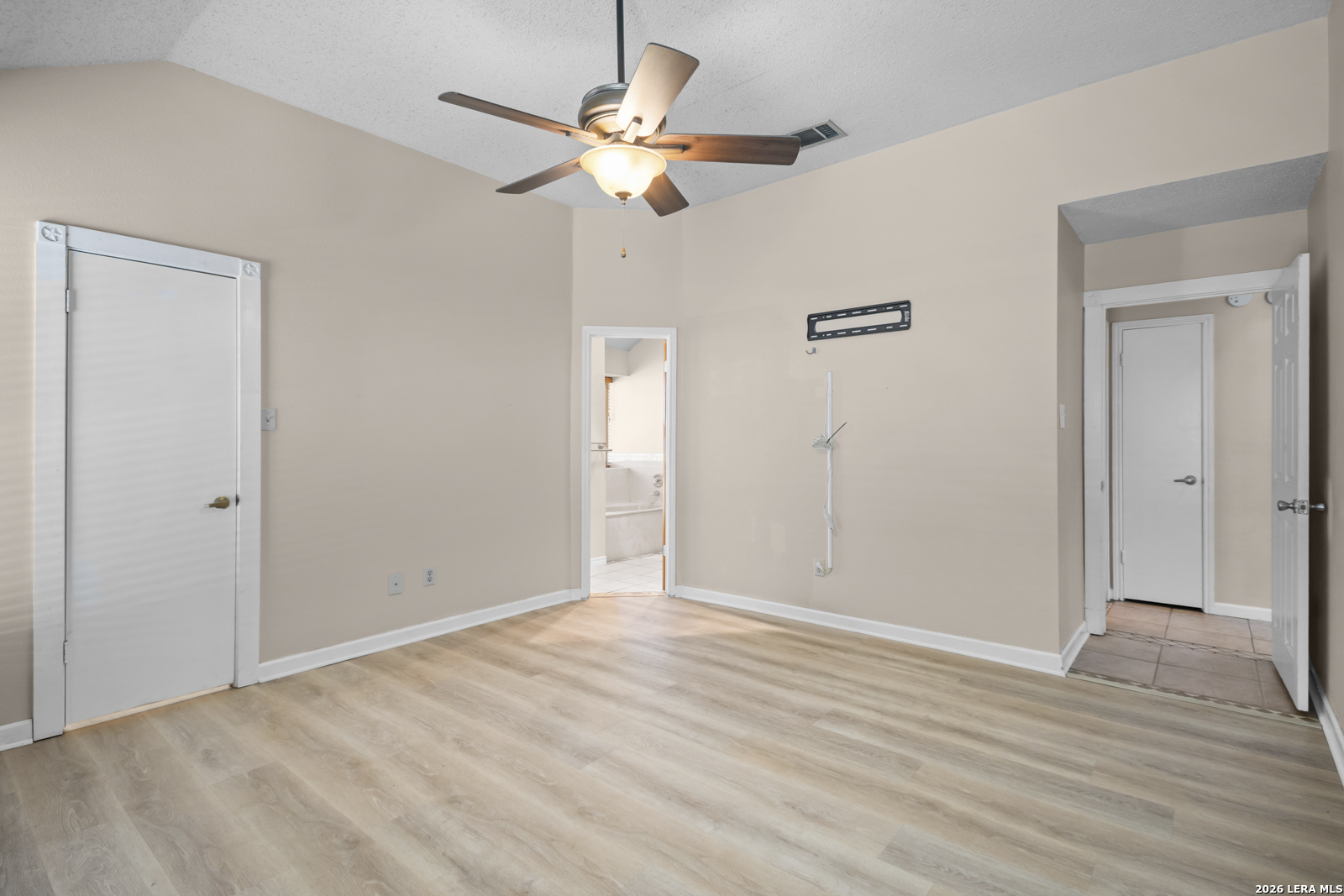 7407 Silent Path San Antonio TX 78250