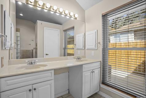7407 Silent Path San Antonio TX 78250