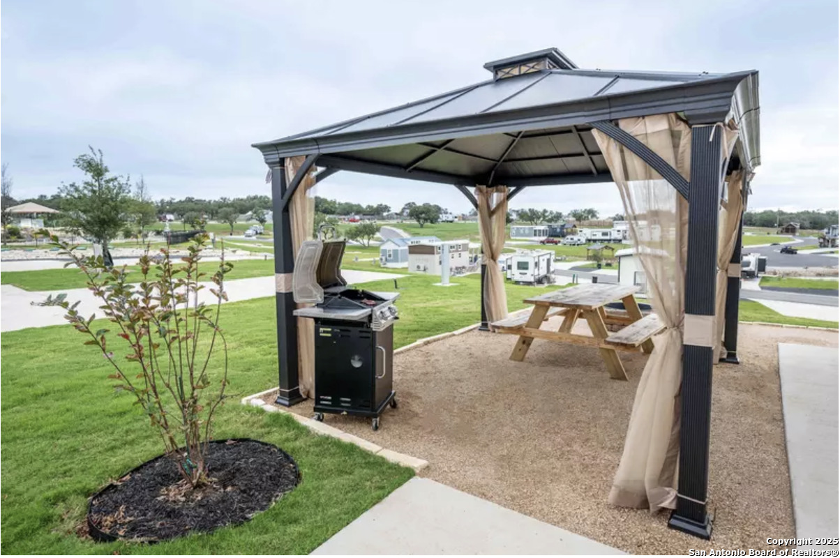 5386 Ranch Road 1376 #102 Fredericksburg TX 78624
