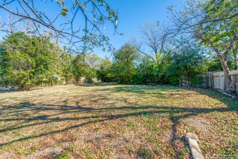 910 N Hackberry San Antonio TX 78202