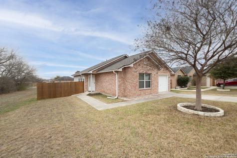 60 4th Street W Converse TX 78109