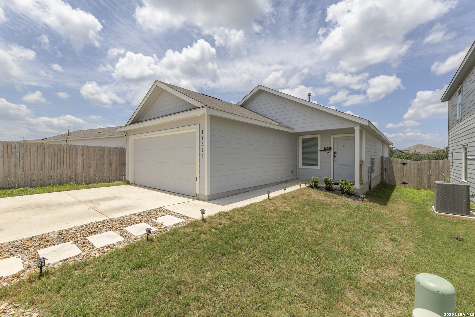14319 Enfield Falls San Antonio TX 78245