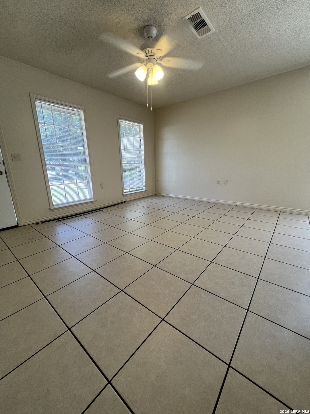 8806 Wild Meadows Converse TX 78109