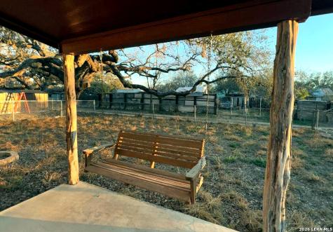 714 Houston Pleasanton TX 78064