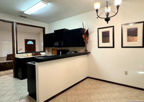 714 Houston Pleasanton TX 78064