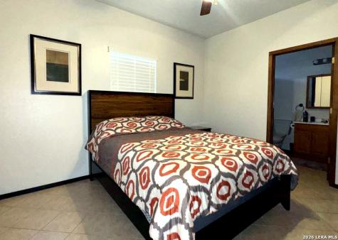 714 Houston Pleasanton TX 78064