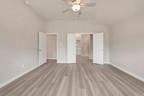 1112 Limestone Ridge Seguin TX 78155
