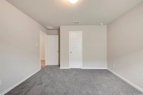 1112 Limestone Ridge Seguin TX 78155