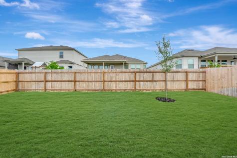 1112 Limestone Ridge Seguin TX 78155