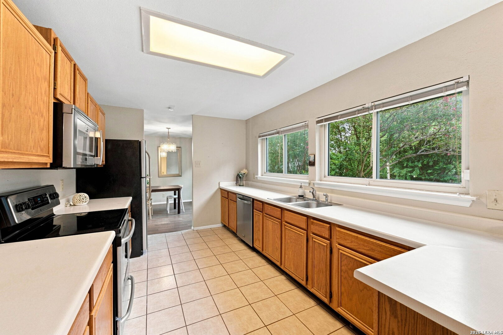 8107 Sunshine Trail San Antonio TX 78244
