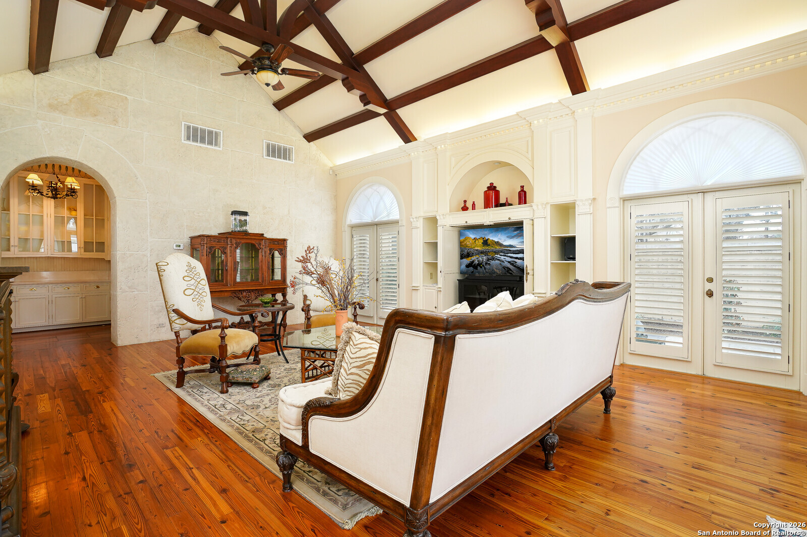 501 W French Place San Antonio TX 78212