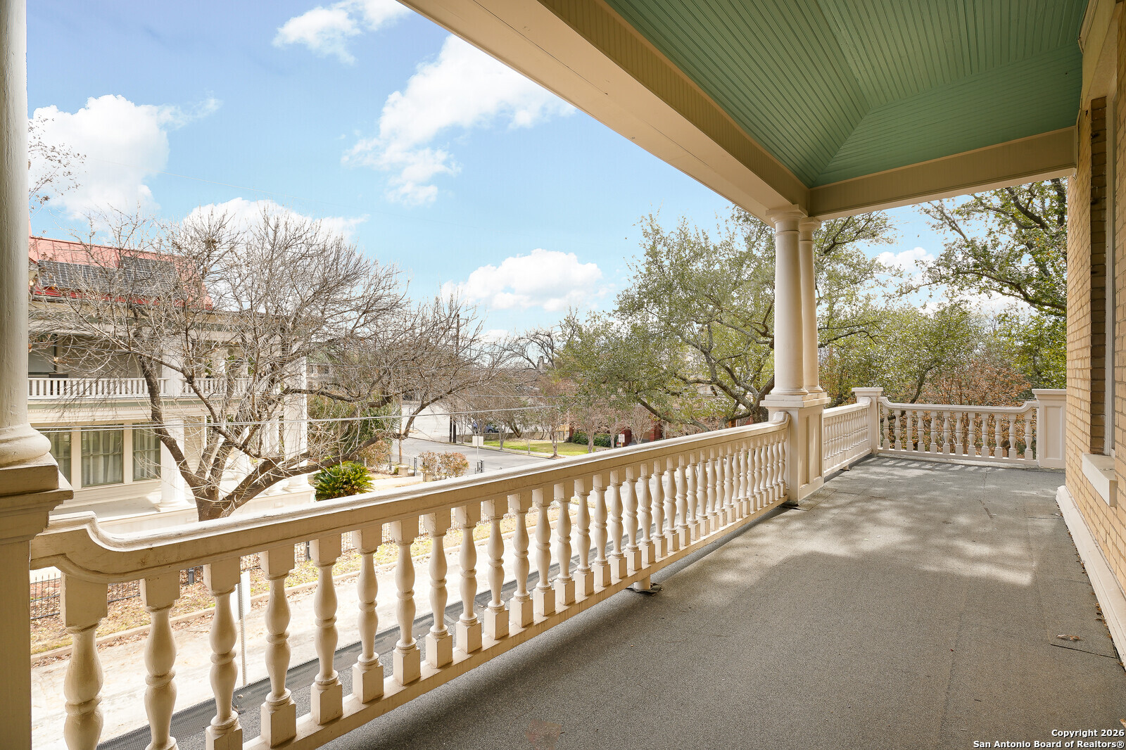 501 W French Place San Antonio TX 78212