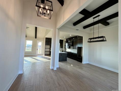 712 County Road 320 Floresville TX 78114