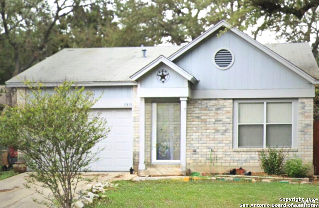 7315 Hunters Lake San Antonio TX 78249
