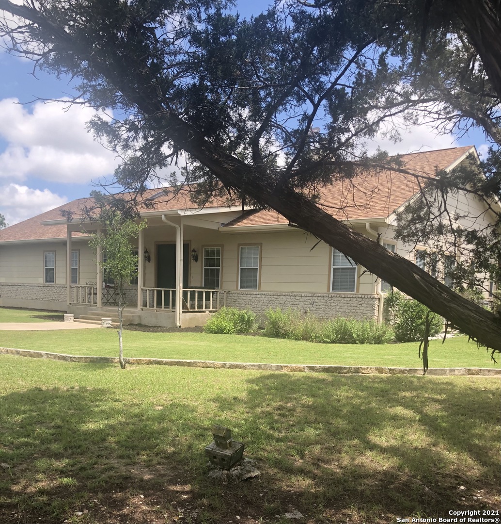 1018 High Pointe Drive Kerrville TX 78028