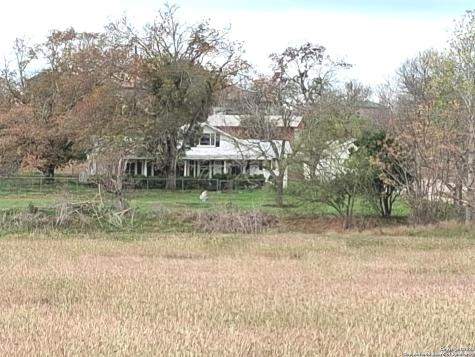 7431 & 7433 Real Road China Grove TX 78263