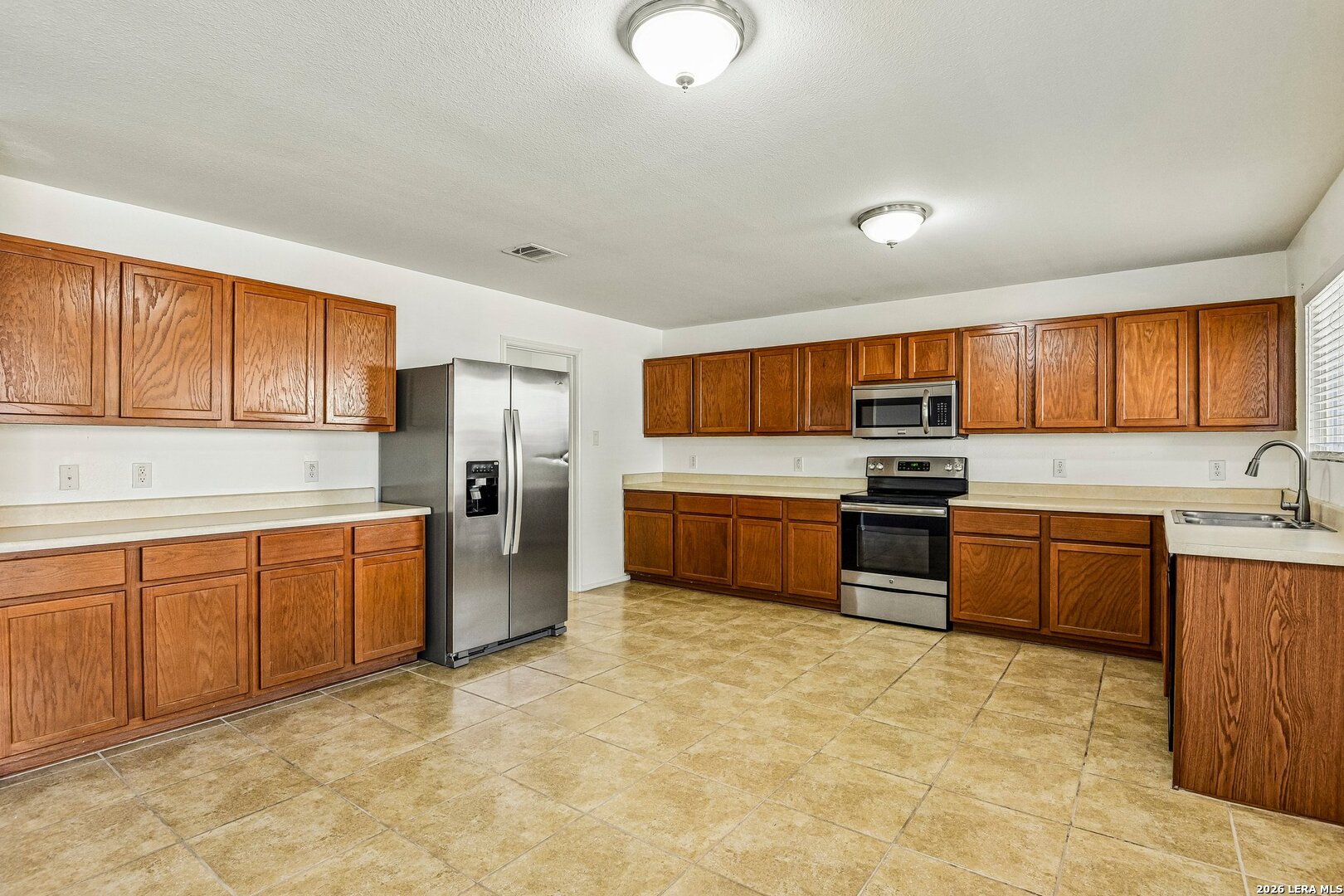 24707 Corral Gables San Antonio TX 78261