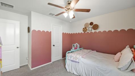 150 Legendary Trail Loop Floresville TX 78114