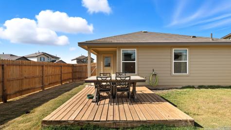 150 Legendary Trail Loop Floresville TX 78114