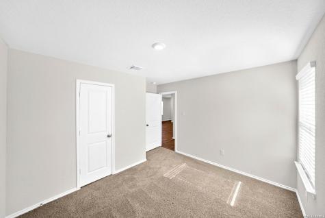 12118 Pease River San Antonio TX 78245