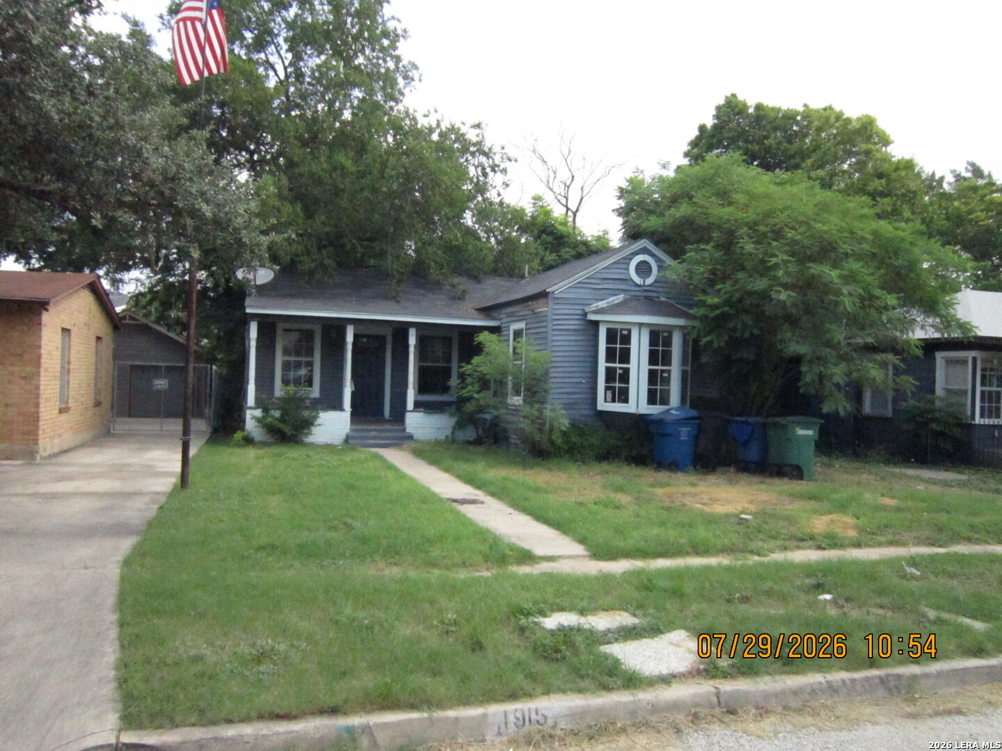1915 Hicks Avenue San Antonio TX 78210