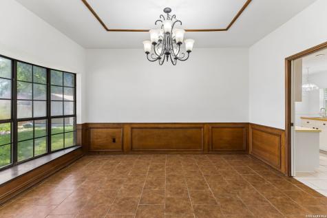 8706 Golden View Windcrest TX 78239