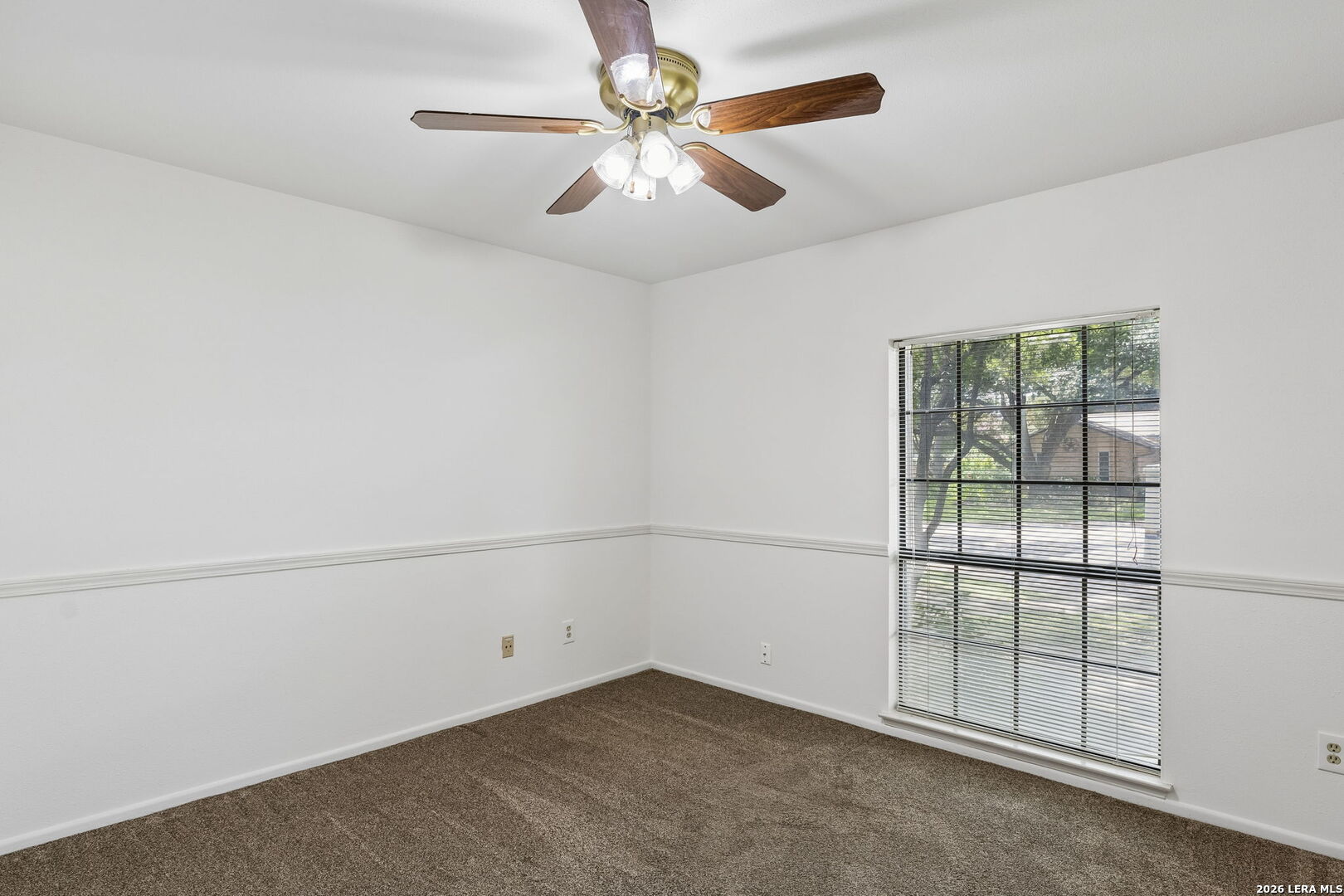 8706 Golden View Windcrest TX 78239