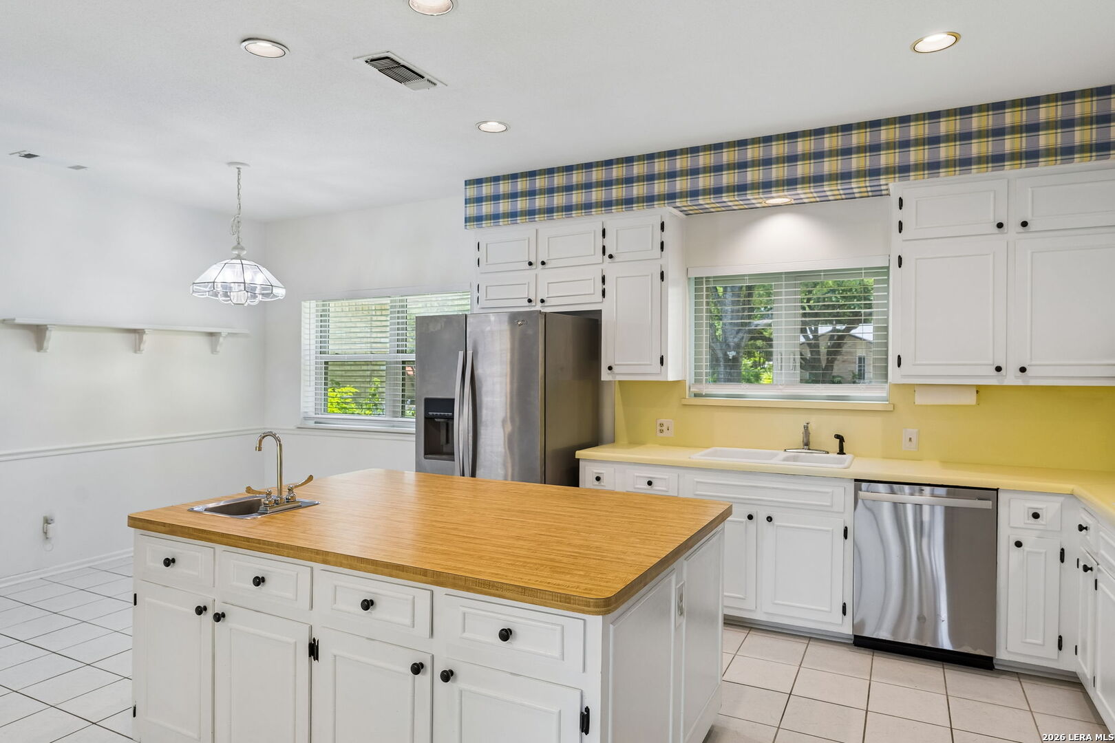 8706 Golden View Windcrest TX 78239