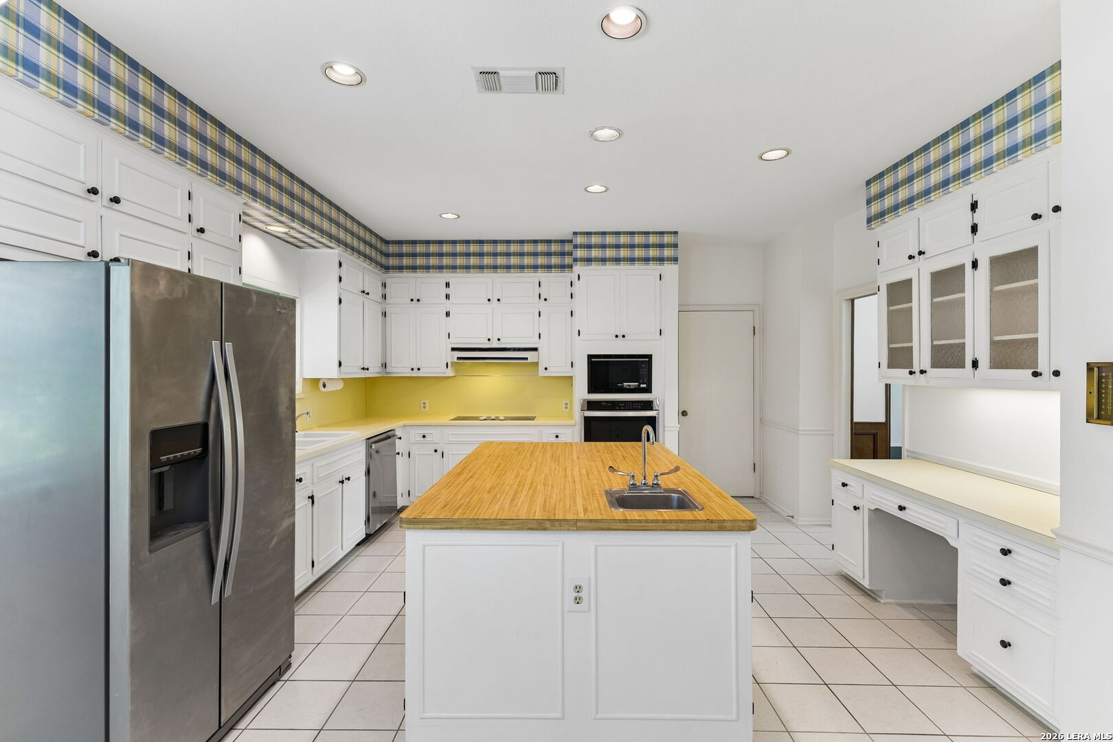 8706 Golden View Windcrest TX 78239