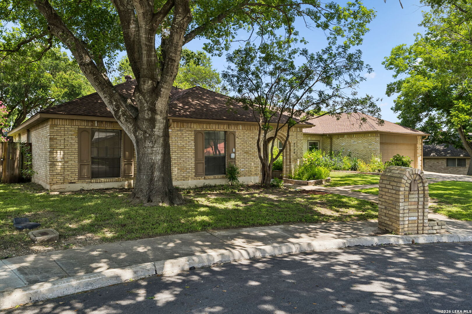 8706 Golden View Windcrest TX 78239