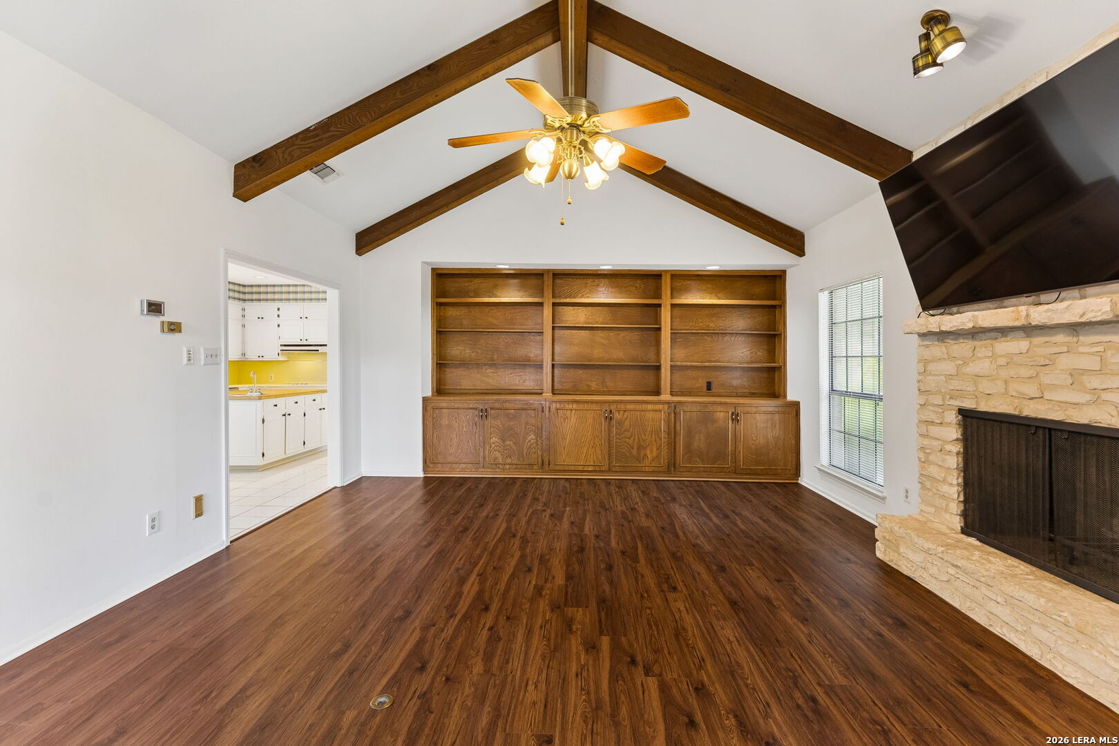8706 Golden View Windcrest TX 78239