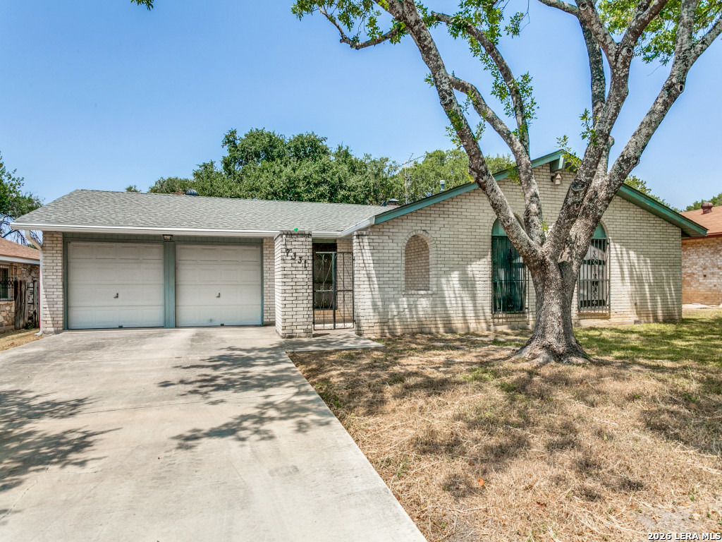 7331 Crownpiece San Antonio TX 78240