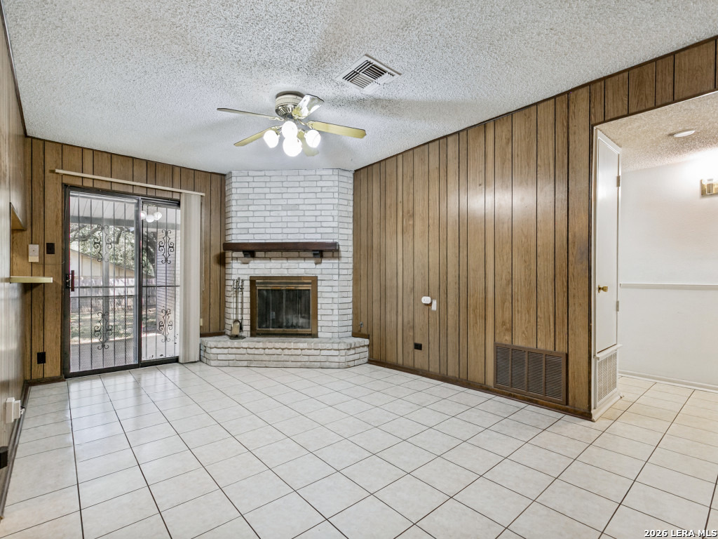 7331 Crownpiece San Antonio TX 78240