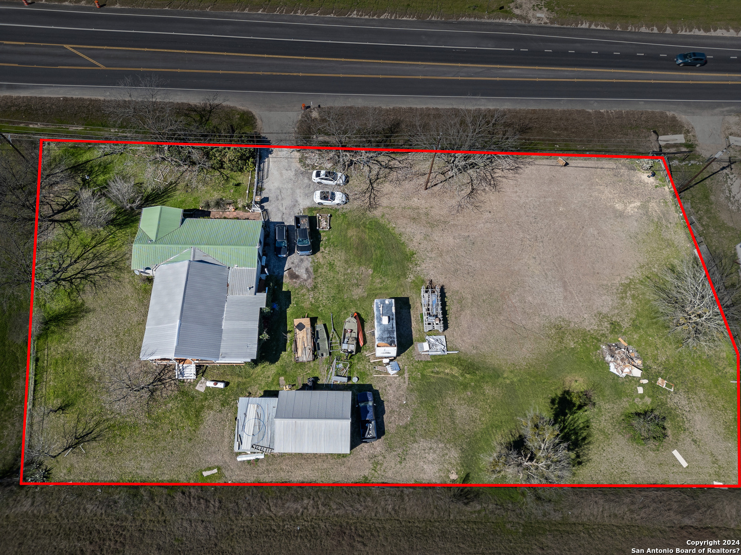 6048 Camino Real Maxwell TX 78656