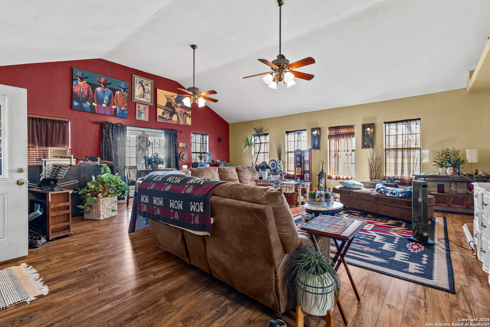 6048 Camino Real Maxwell TX 78656