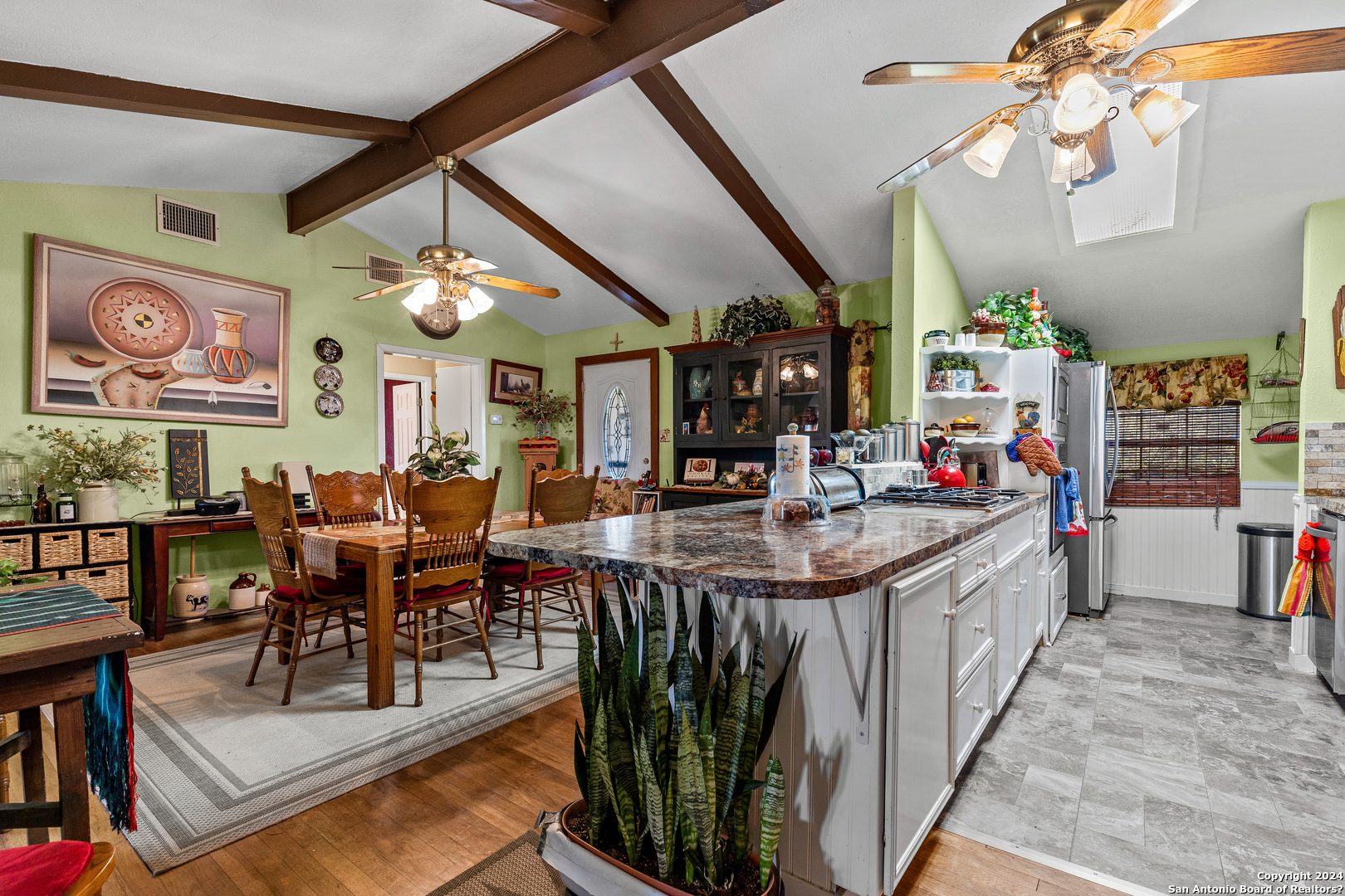 6048 Camino Real Maxwell TX 78656