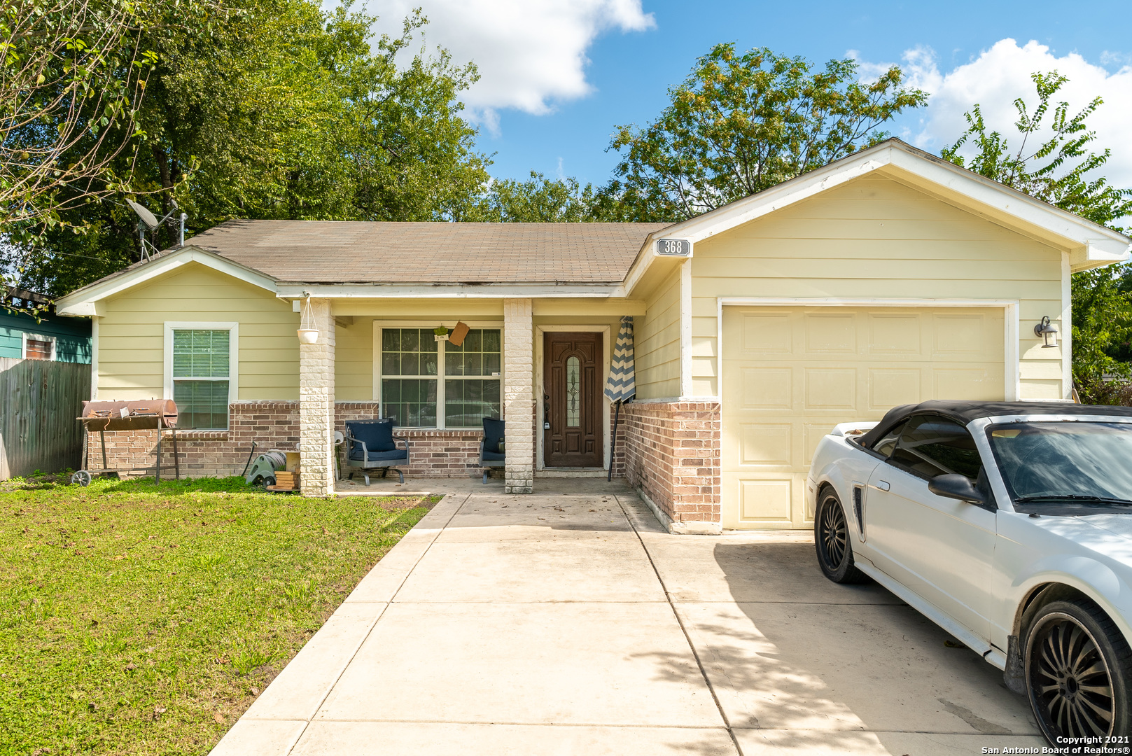 368 N San Horacio Avenue San Antonio TX 78237