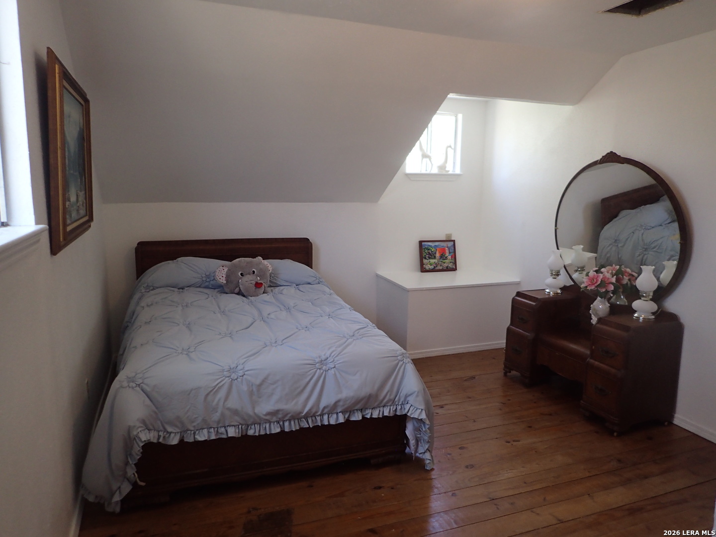 3351 County Road 265 Mico TX 78056