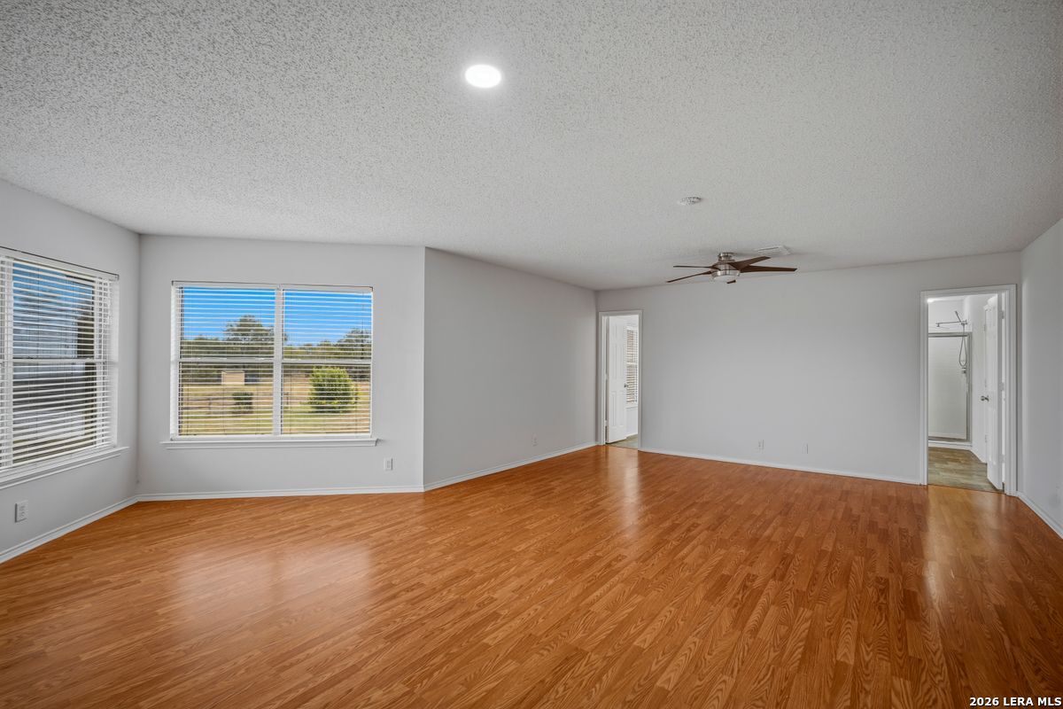 25 High Meadow Lytle TX 78052
