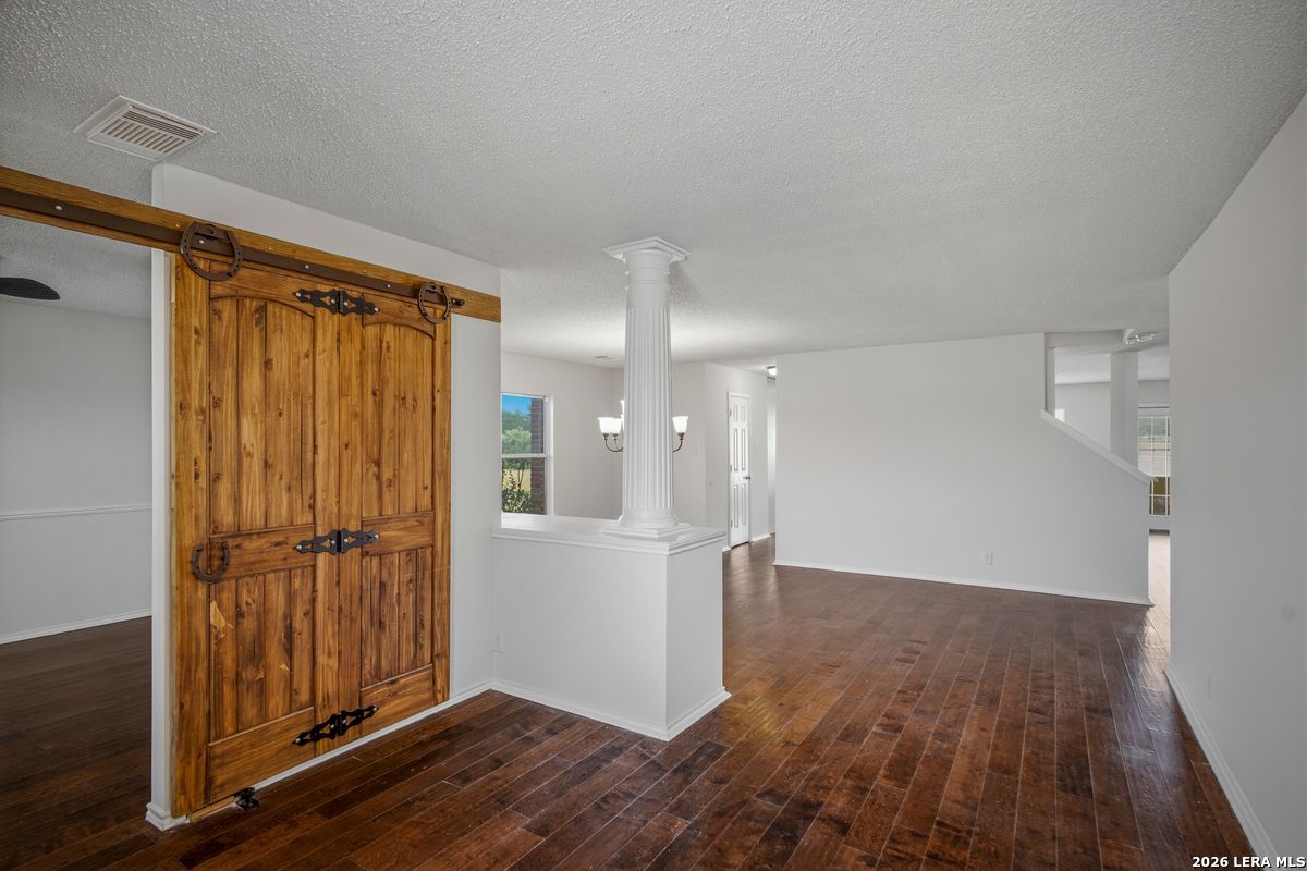 25 High Meadow Lytle TX 78052