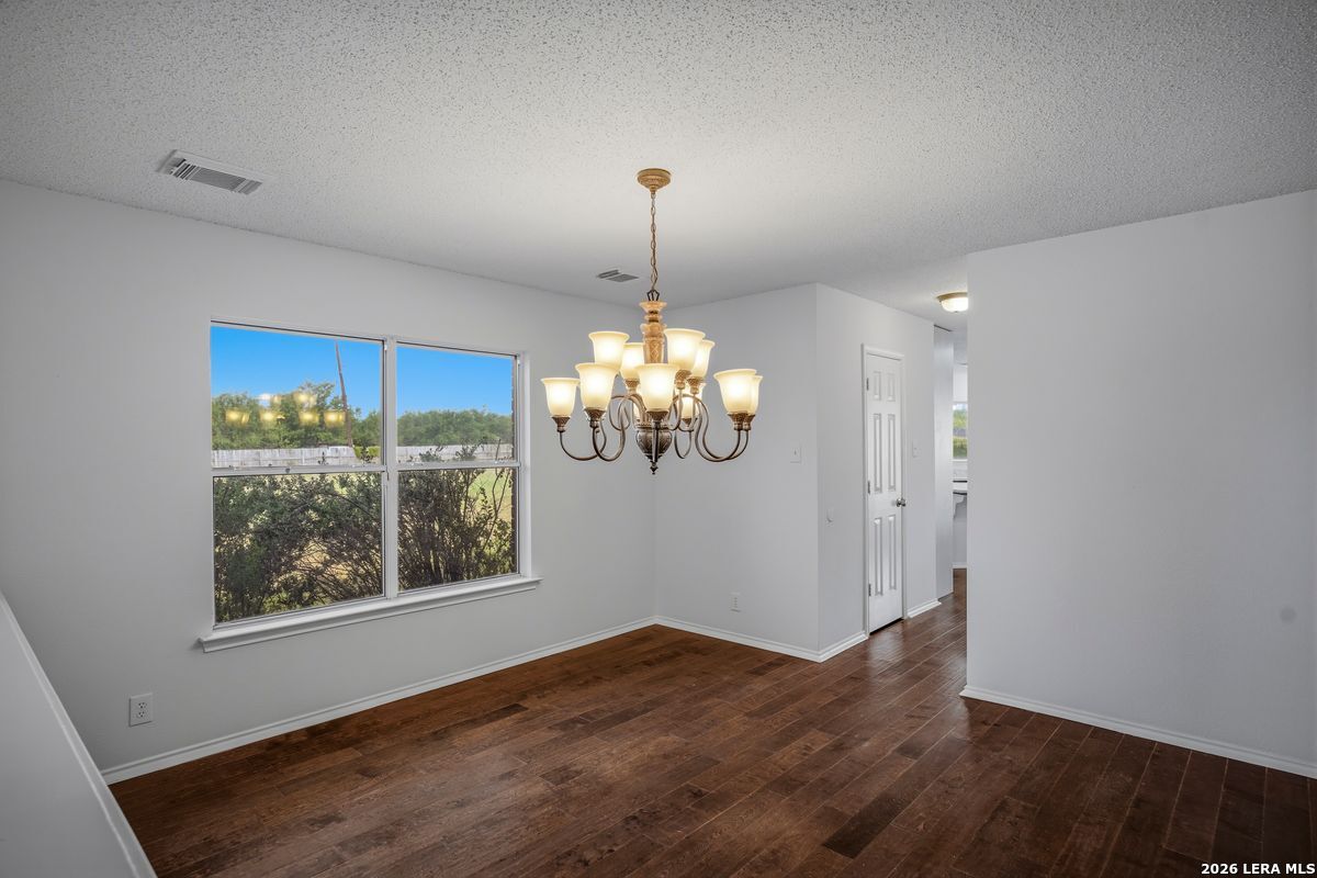 25 High Meadow Lytle TX 78052
